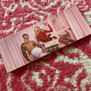 JSC Cavity Skin Frost Palette